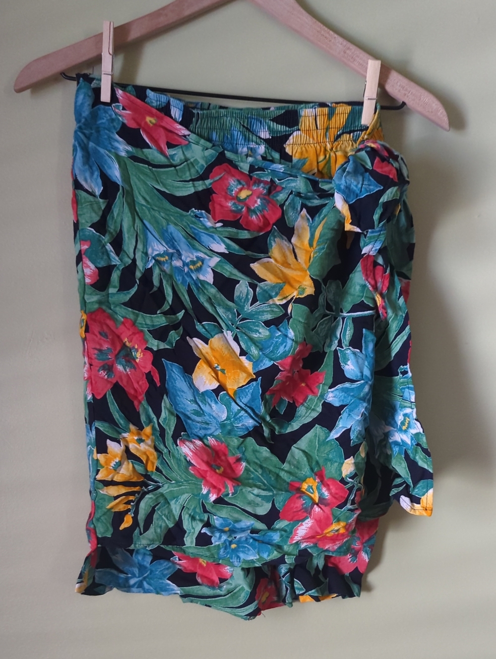 Vintage Women’s Tropical Floral Wrap Skirt